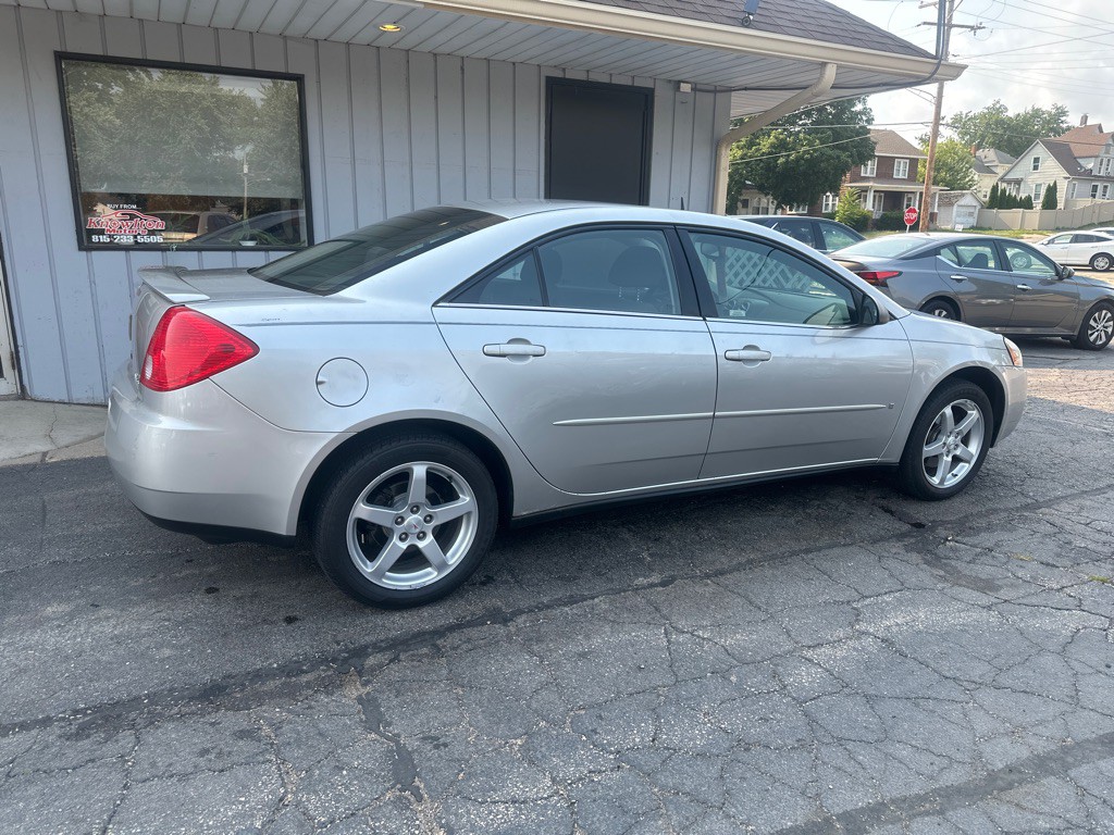 2008 Pontiac G6 Image 3