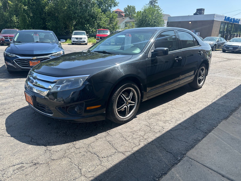 2010 Ford Fusion Image 1