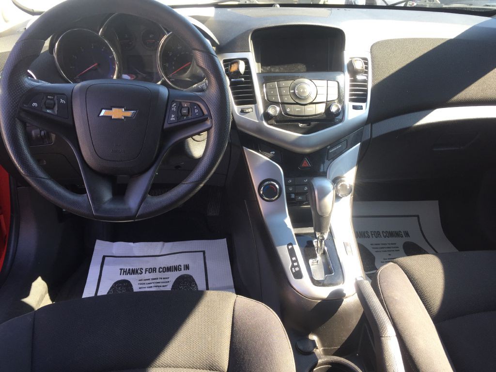 2015 Chevrolet Cruze Image 8