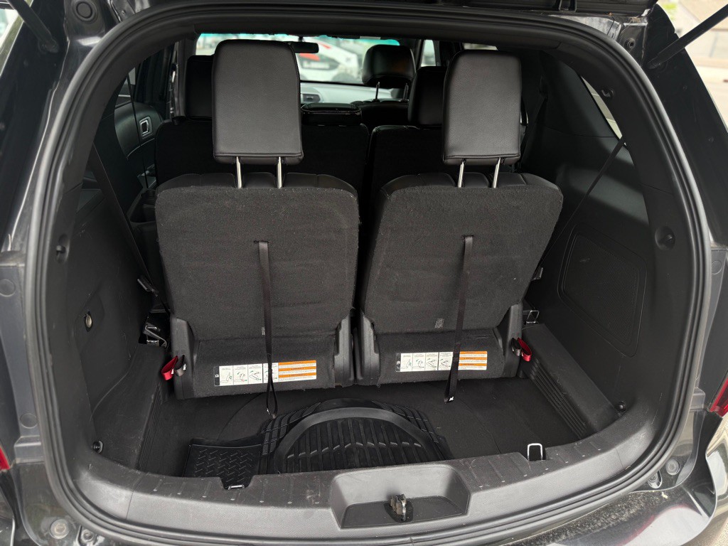 2015 Ford Explorer Image 12