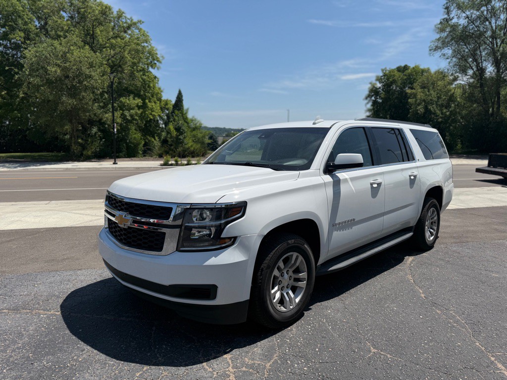 2017 Chevrolet Suburban Image 19