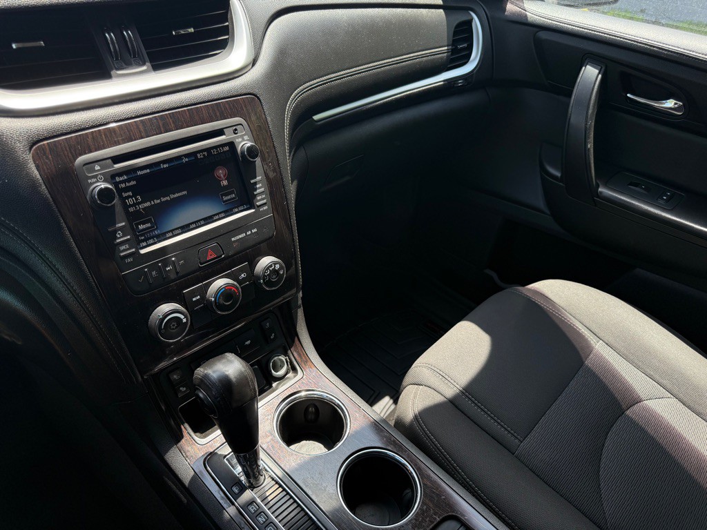 2016 Chevrolet Traverse Image 5