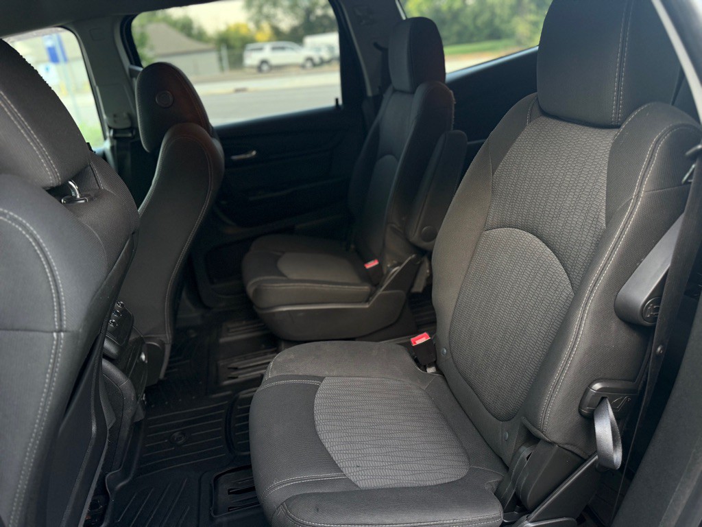 2016 Chevrolet Traverse Image 11