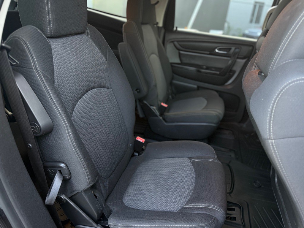 2016 Chevrolet Traverse Image 12