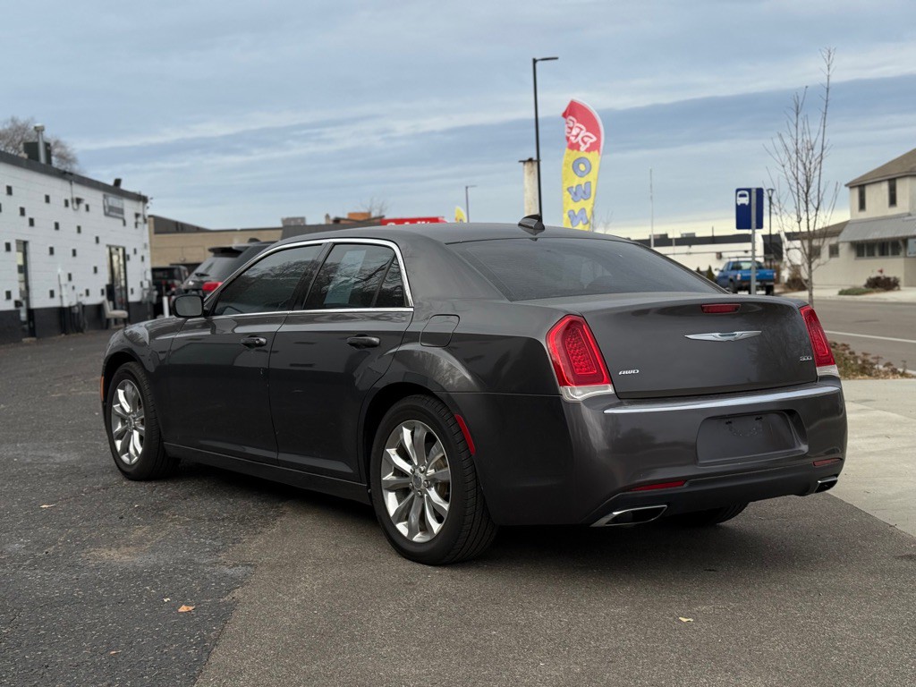 2016 Chevrolet Traverse Image 38