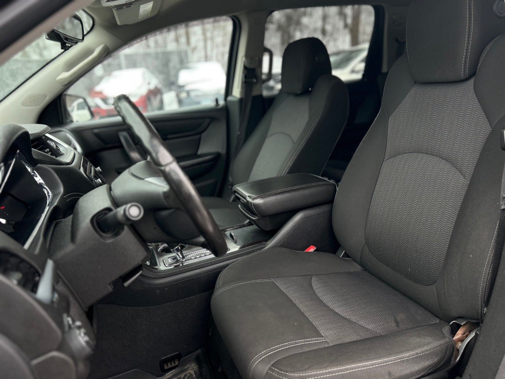 2016 Chevrolet Traverse Image 8