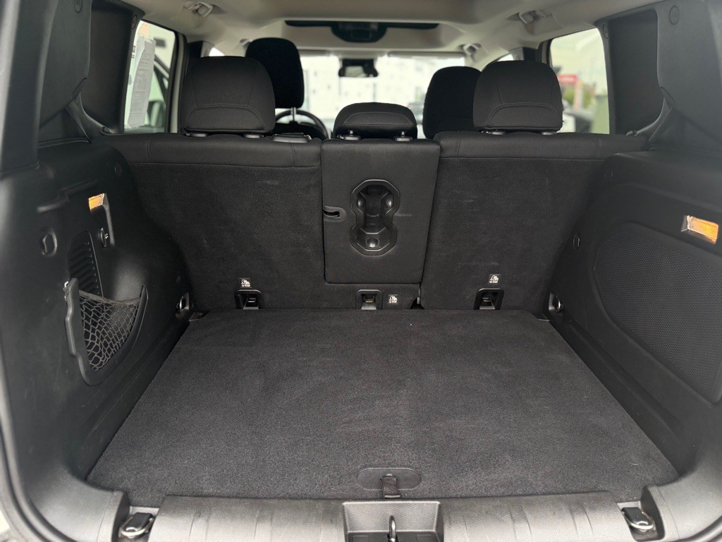 2015 Jeep Renegade Image 6