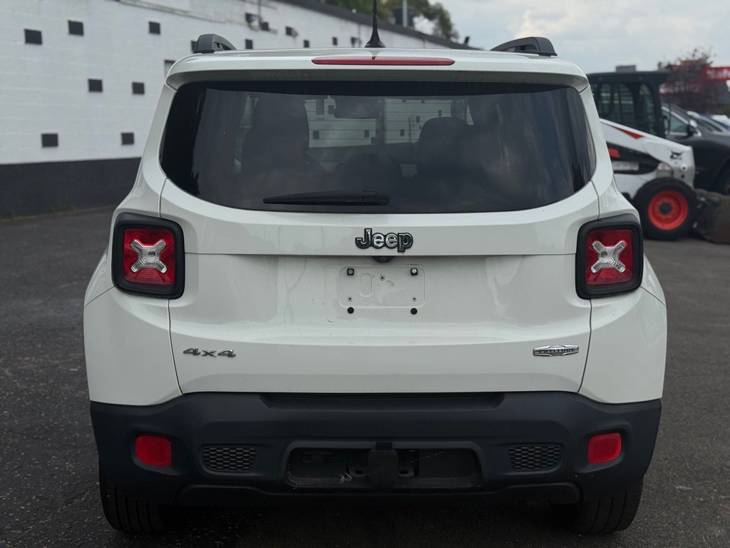 2015 Jeep Renegade Image 10