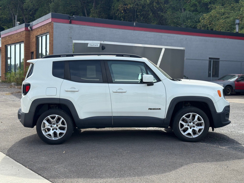 2015 Jeep Renegade Image 17