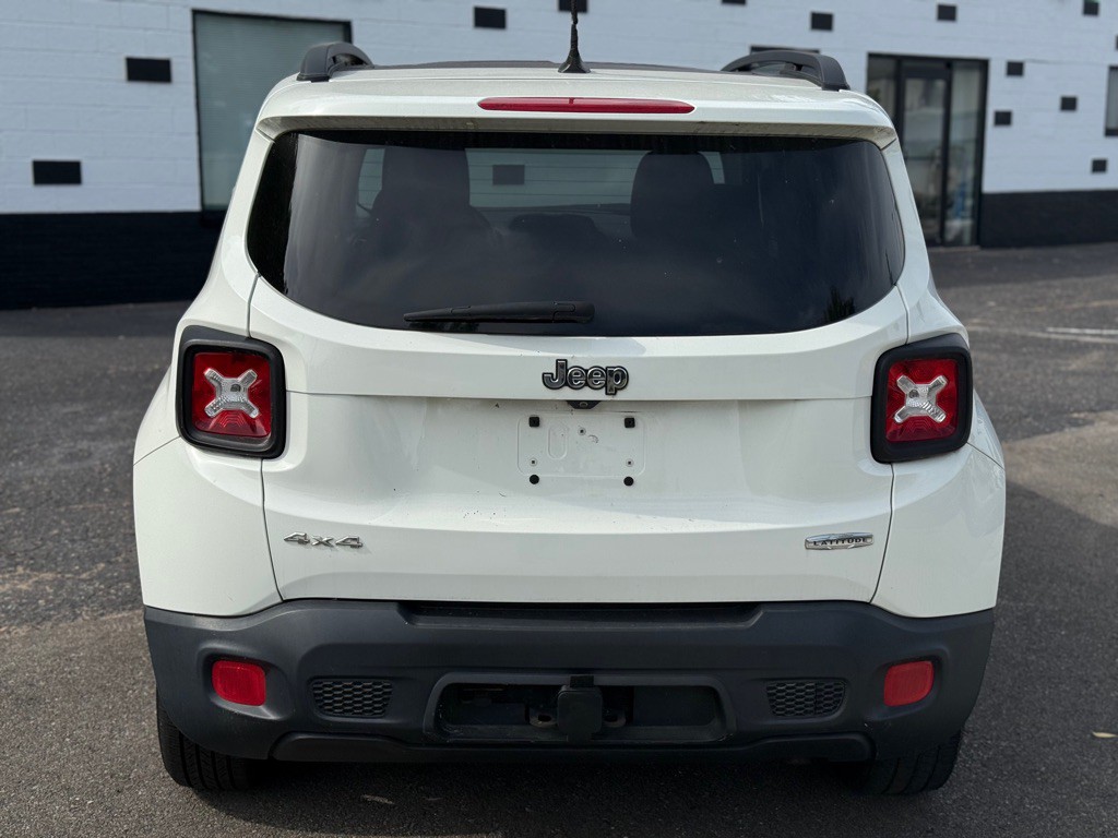 2015 Jeep Renegade Image 19