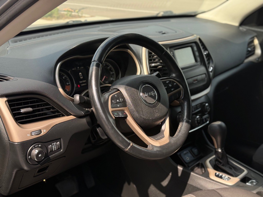 2014 Jeep Cherokee Image 6
