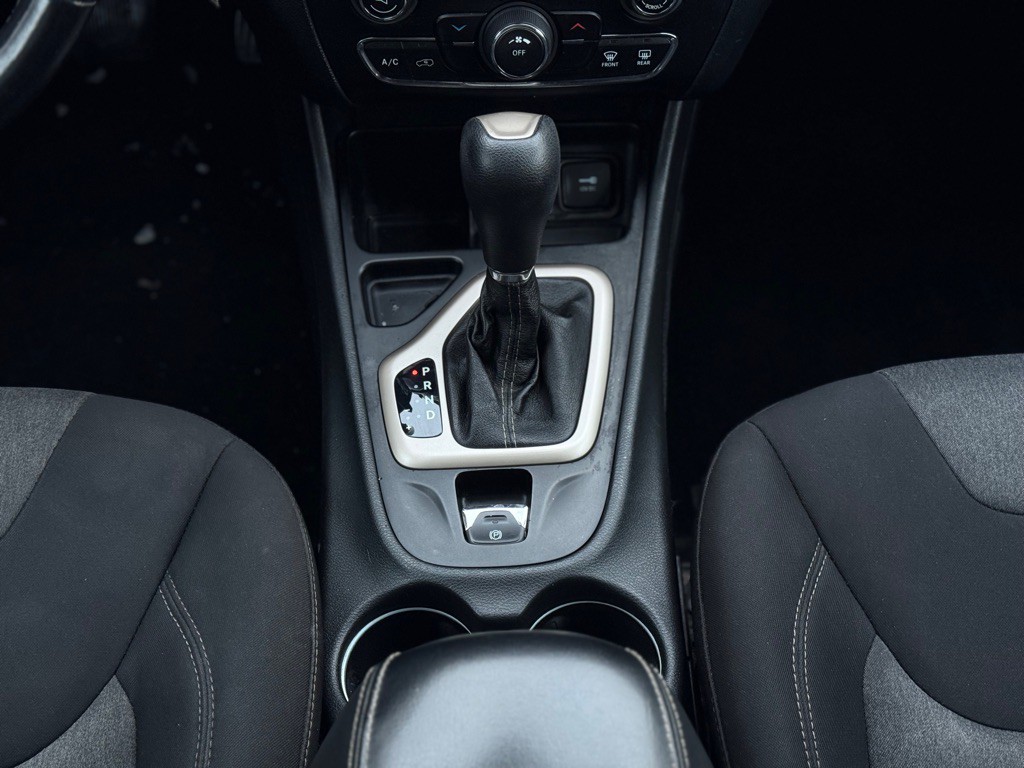 2014 Jeep Cherokee Image 6