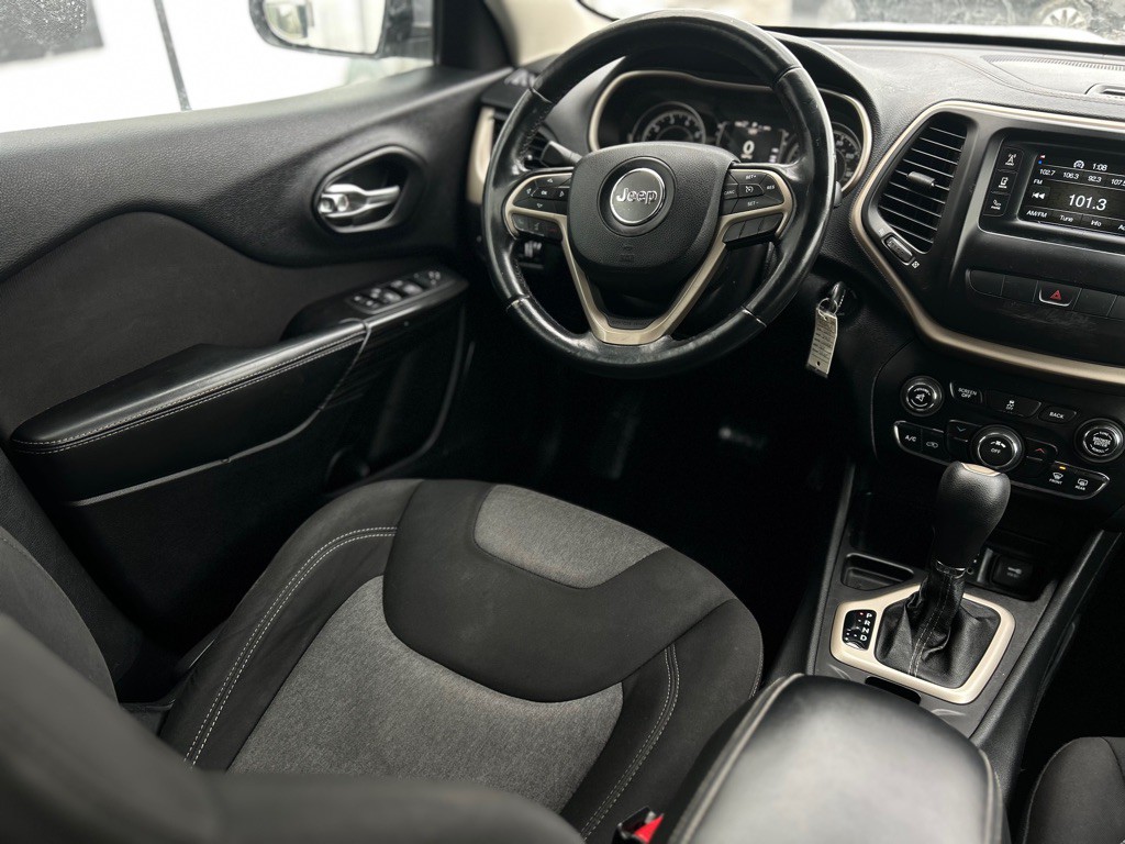 2014 Jeep Cherokee Image 2