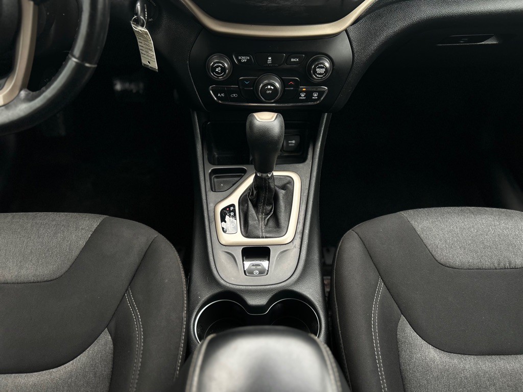 2014 Jeep Cherokee Image 6