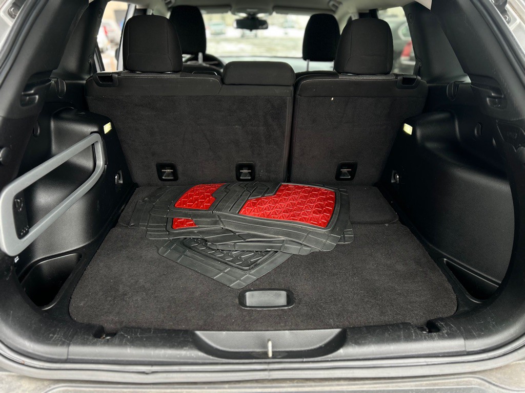 2014 Jeep Cherokee Image 11