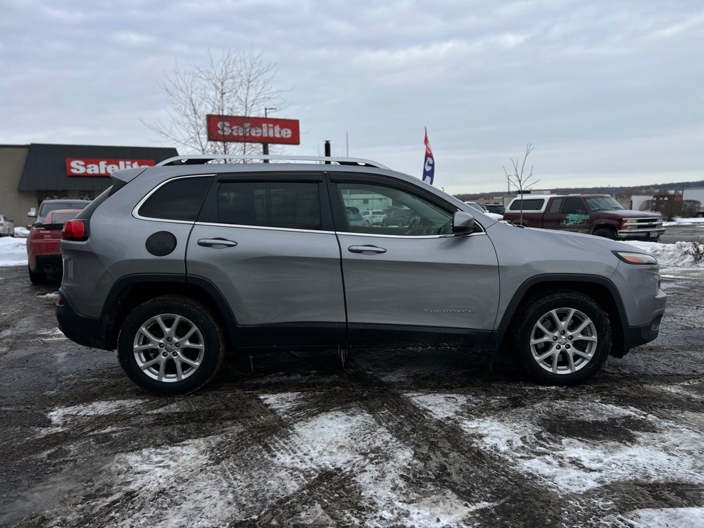 2014 Jeep Cherokee Image 15