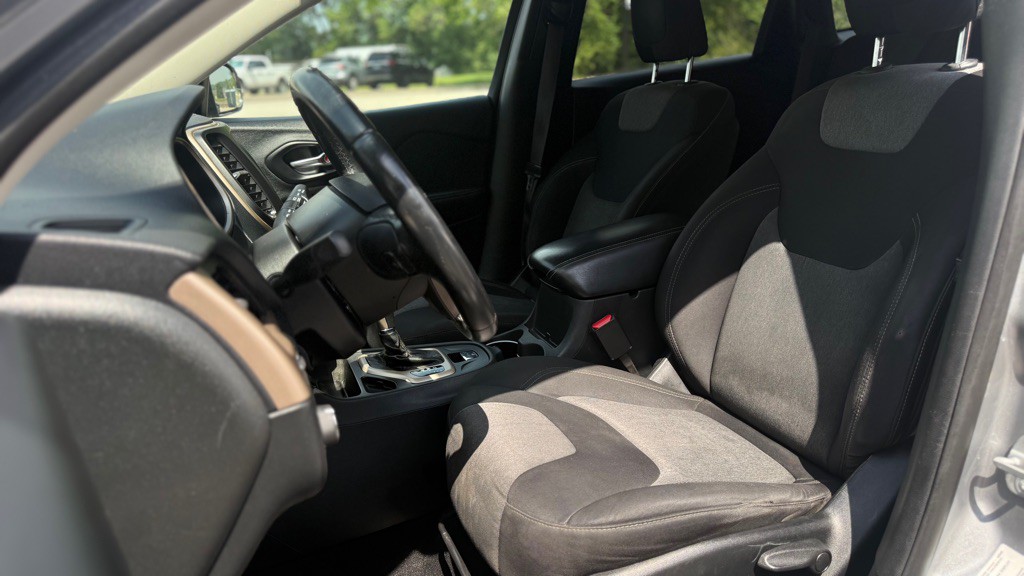 2014 Jeep Cherokee Image 7