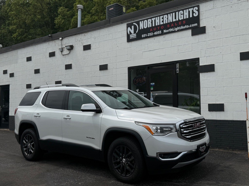 2018 GMC Acadia Image 1