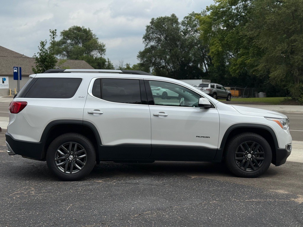 2018 GMC Acadia Image 18