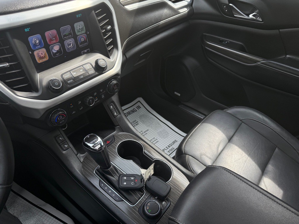2017 GMC Acadia Image 5