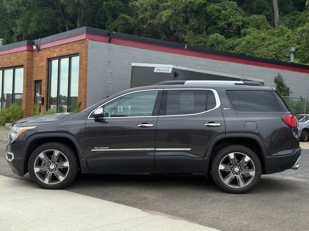 2017 GMC Acadia Image 13