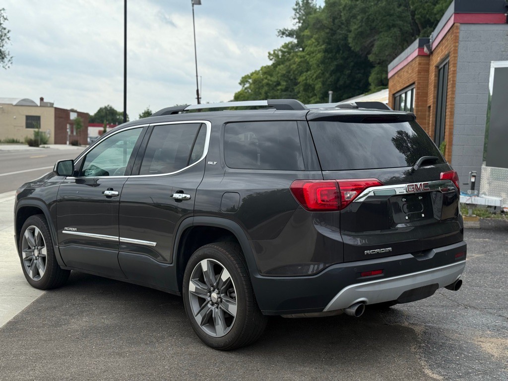 2017 GMC Acadia Image 14