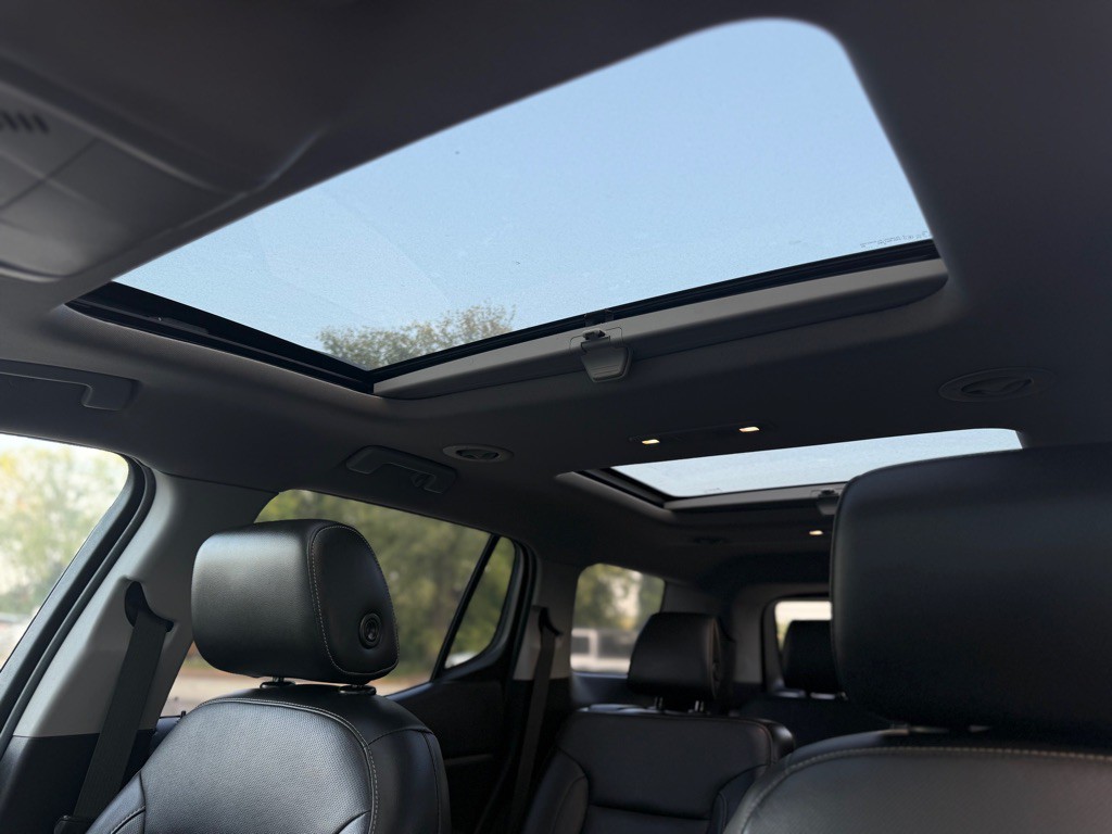 2017 GMC Acadia Image 12