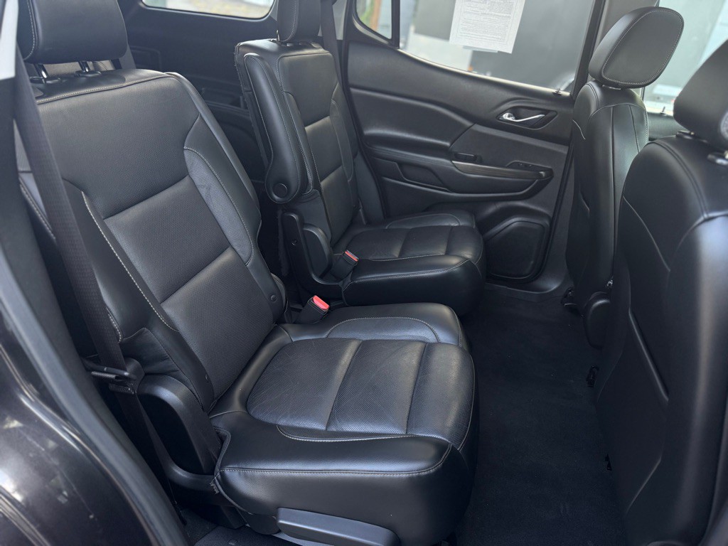 2017 GMC Acadia Image 14