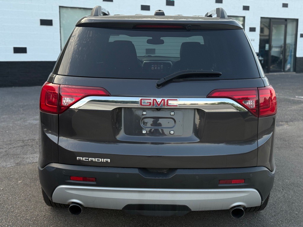 2017 GMC Acadia Image 22