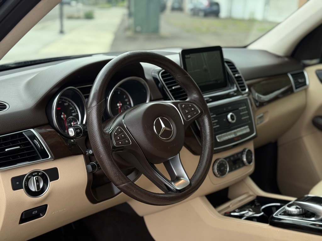 2018 Mercedes-Benz GLE-Class Image 3