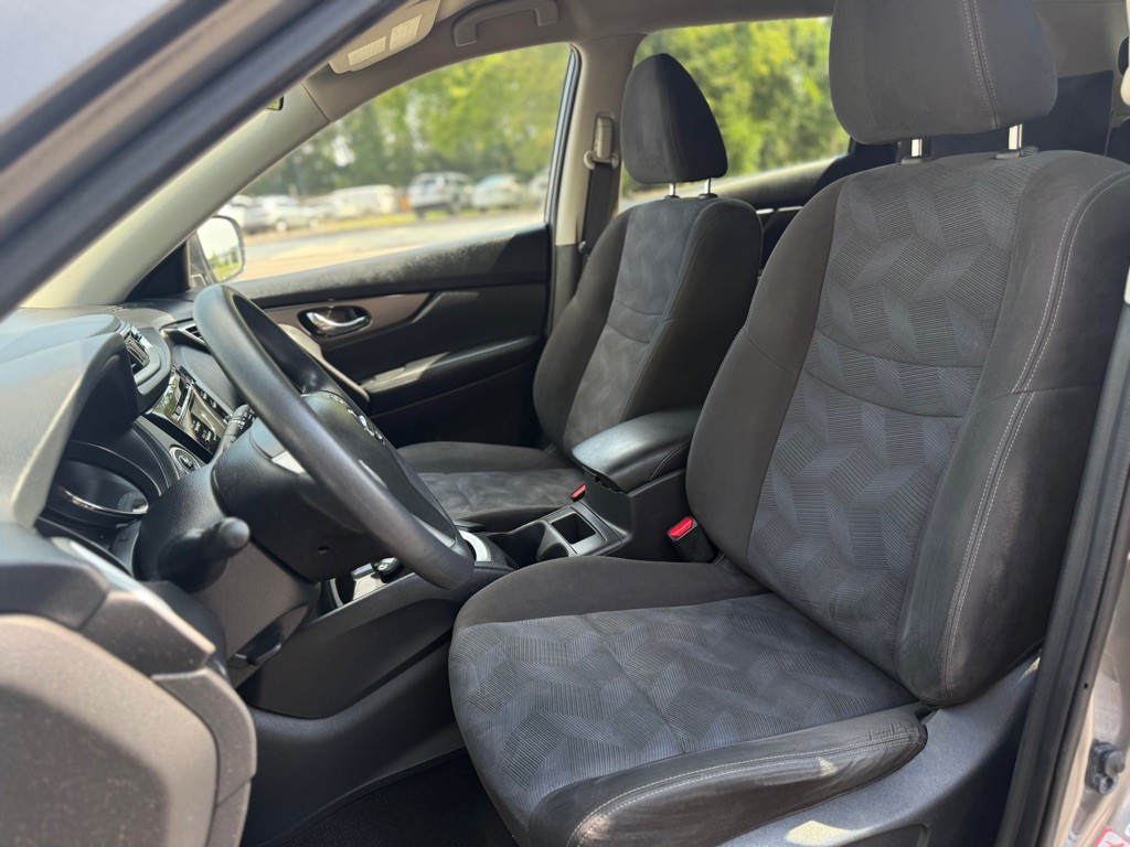 2015 Nissan Rogue Image 7