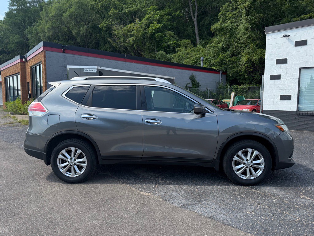 2015 Nissan Rogue Image 16