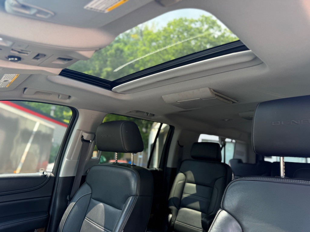 2015 GMC Yukon Image 11