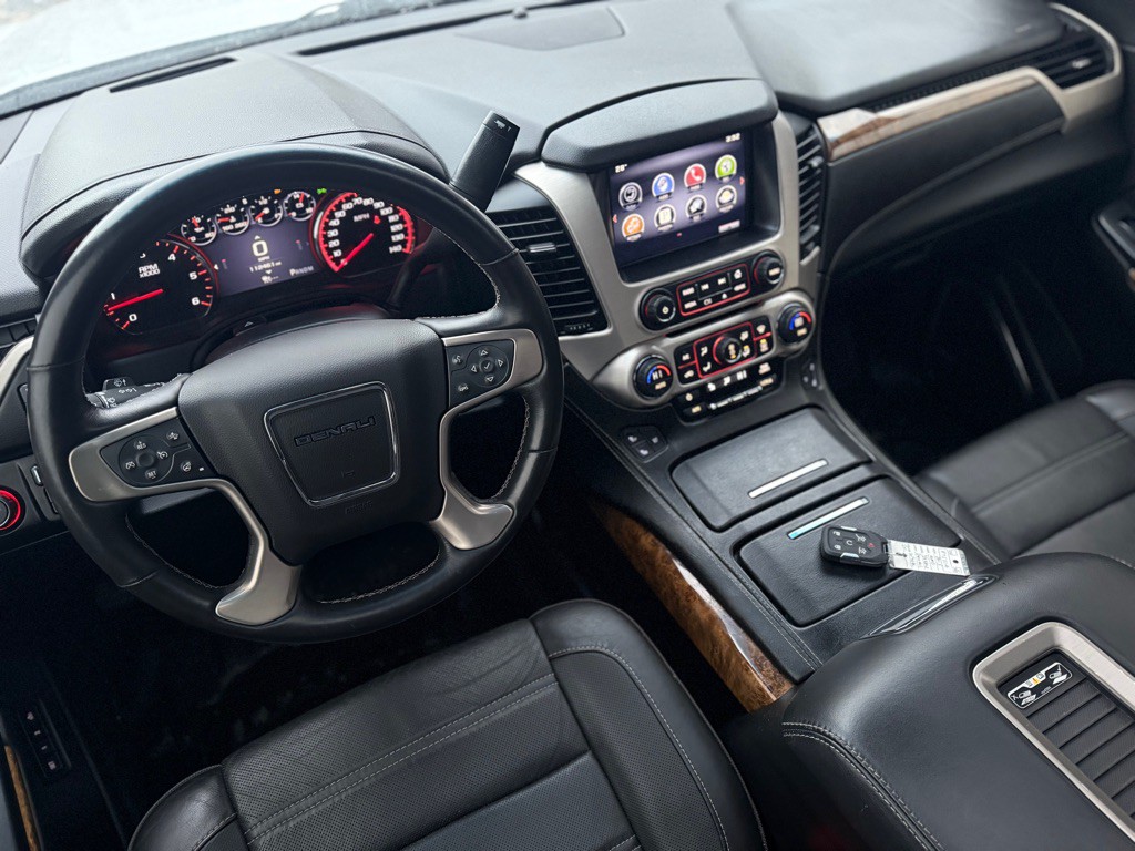 2015 GMC Yukon Image 3