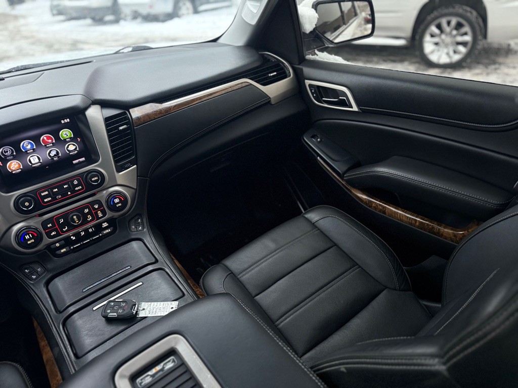 2015 GMC Yukon Image 8