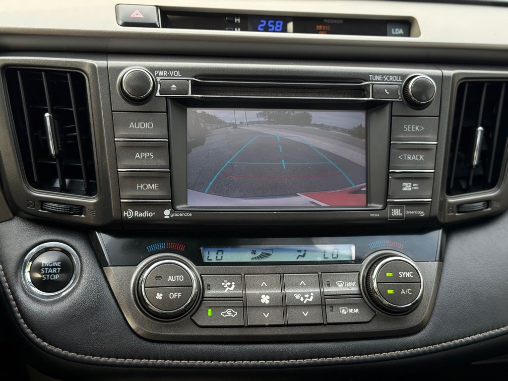 2014 Toyota Rav4 Image 8