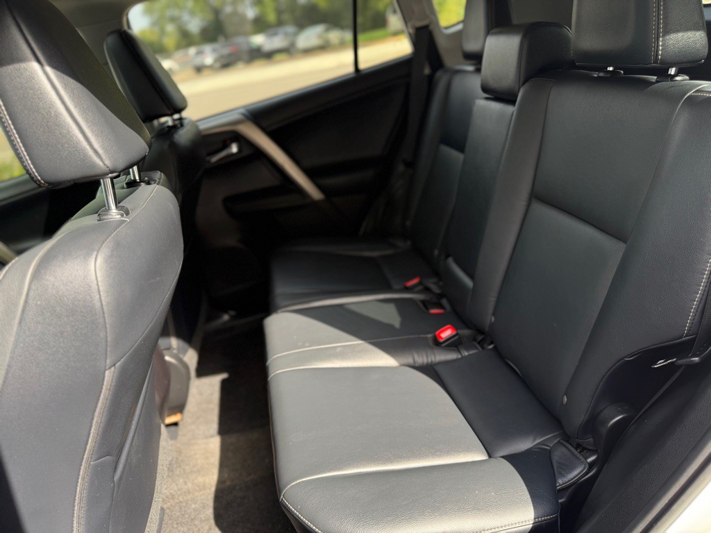 2014 Toyota Rav4 Image 12