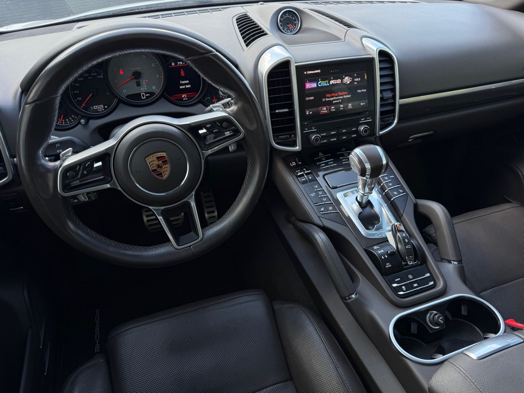 2017 Porsche Cayenne Image 4