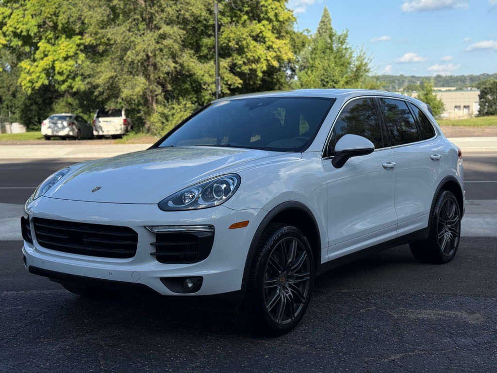 2017 Porsche Cayenne Image 12