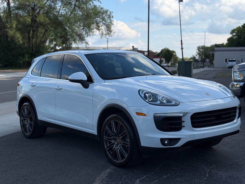 2017 Porsche Cayenne Image 18