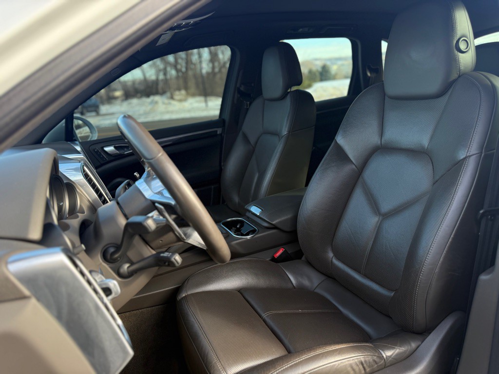 2017 Porsche Cayenne Image 5