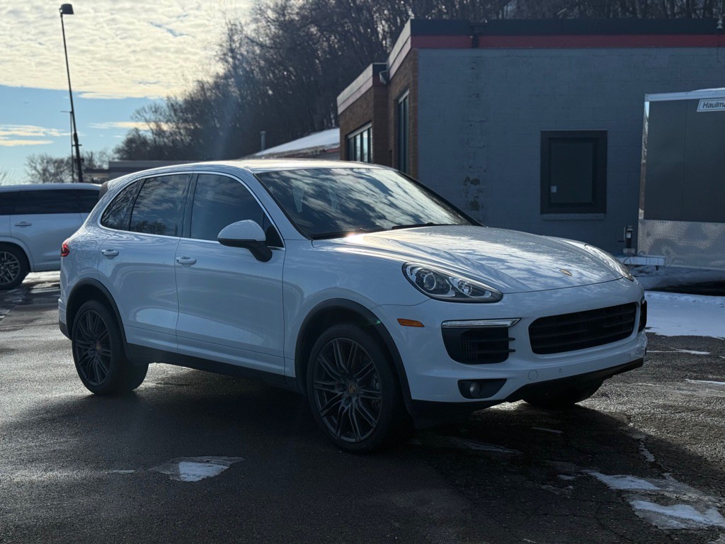 2017 Porsche Cayenne Image 11