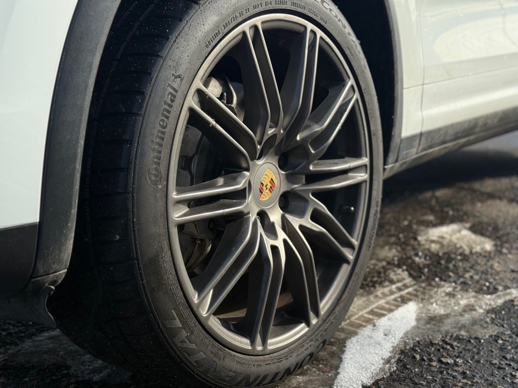 2017 Porsche Cayenne Image 18