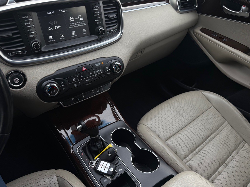 2018 Kia Sorento Image 5