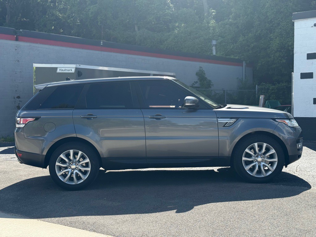 2016 Land Rover Range Rover Sport Image 17