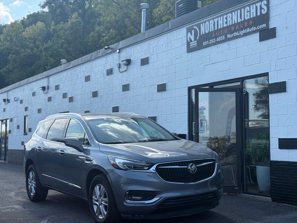 2018 Buick Enclave Image 1