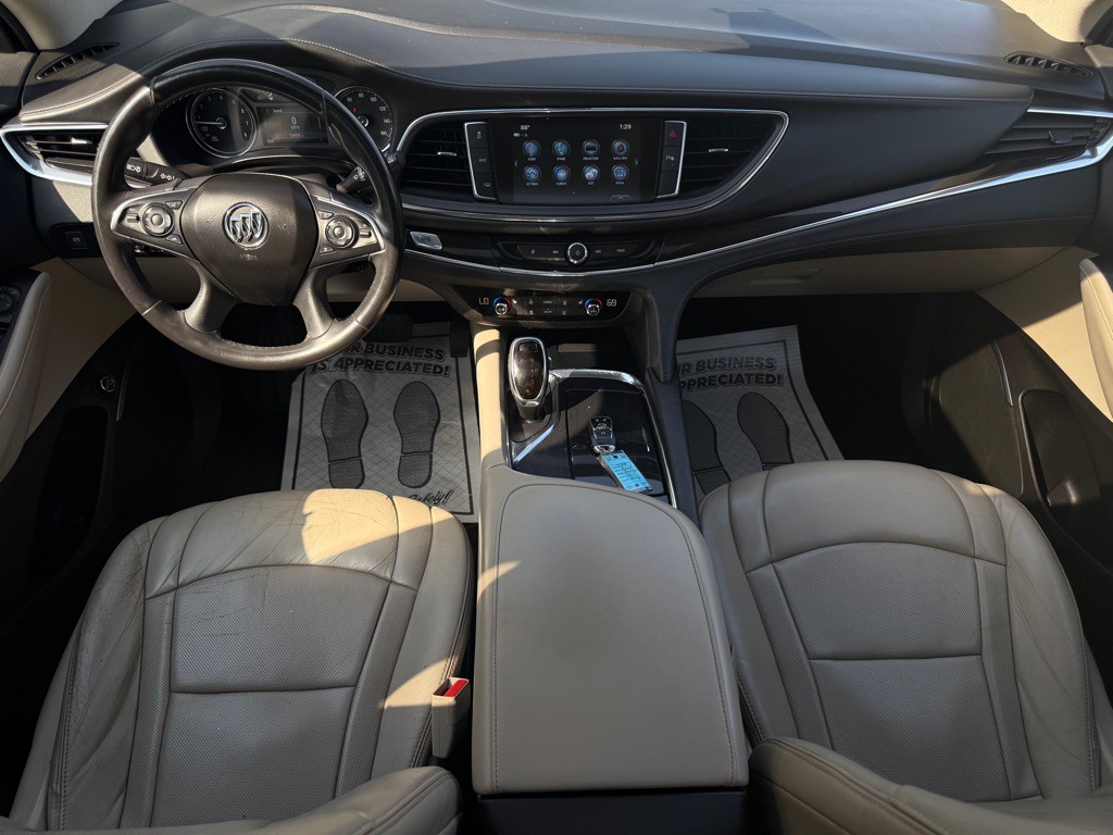 2018 Buick Enclave Image 3