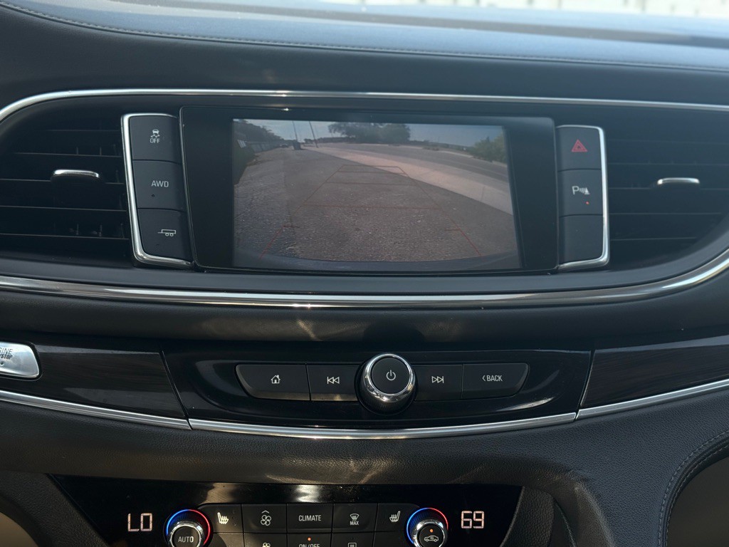 2018 Buick Enclave Image 8