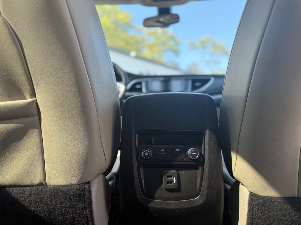 2018 Buick Enclave Image 14