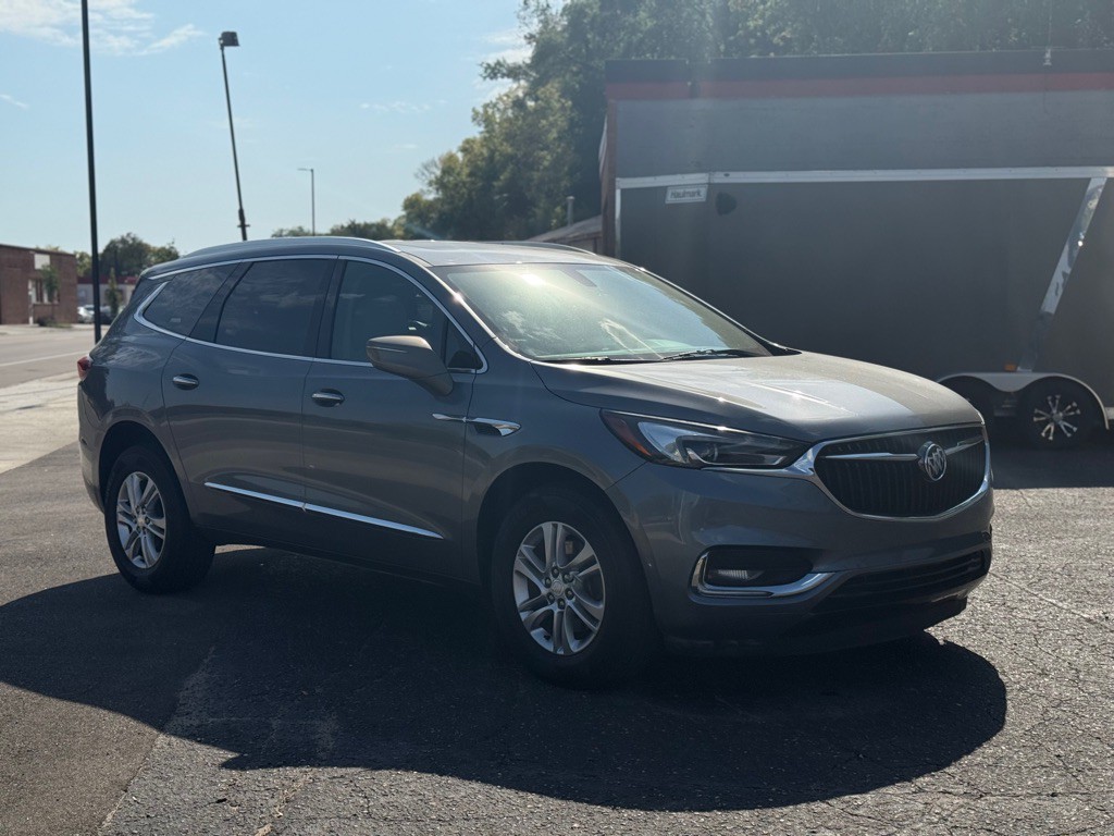 2018 Buick Enclave Image 18
